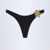 Bas de bikini cheeky Beqa avec détails métalliques en noir Bas de bikini cheeky Beqa avec détails métalliques en noir