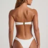 Bas de bikini cheeky à larges bretelles orné de perles Maui, couleur ivoire Bas de bikini cheeky à larges bretelles orné de perles Maui, couleur ivoire