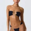 Bas de bikini cheeky à larges bretelles ornées de motifs Sunray, en noir Bas de bikini cheeky à larges bretelles ornées de motifs Sunray, en noir