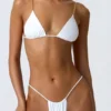 Bas de bikini string froncé Delray en blanc Bas de bikini string froncé Delray en blanc