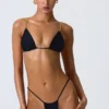 Bas de bikini string froncé Delray en noir Bas de bikini string froncé Delray en noir