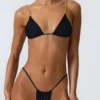 Bas de bikini string froncé Delray en noir Bas de bikini string froncé Delray en noir