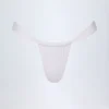 Bas de bikini string froncé Solsona en blanc Bas de bikini string froncé Solsona en blanc
