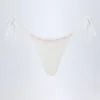 Bas de bikini string à nouer sur les côtés Vernazza en broderie anglaise, blanc Bas de bikini string à nouer sur les côtés Vernazza en broderie anglaise, blanc