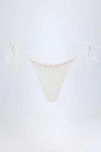Bas de bikini string à nouer sur les côtés Vernazza en broderie anglaise, blanc