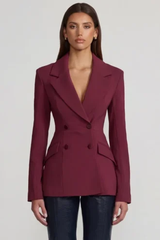Blazer structuré à double boutonnage Marika en bordeaux