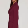 Blazer structuré à double boutonnage Marika en bordeaux