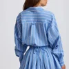 Shorts plissé en popeline de coton à rayures bleues