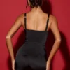 Combinaison-corset en satin Romera, couleur noire Combinaison-corset en satin Romera, couleur noire