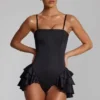 Combinaison-corset à volants et lacets Priaska, couleur noire Combinaison-corset à volants et lacets Priaska, couleur noire