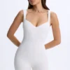Combinaison Kaia à encolure en cœur en modal, couleur blanche Combinaison Kaia à encolure en cœur en modal, couleur blanche
