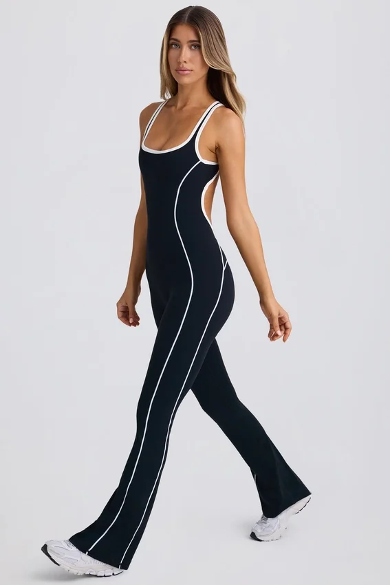 Combinaison Petite Soft Active à dos nu, couleur noire Combinaison Petite Soft Active à dos nu, couleur noire