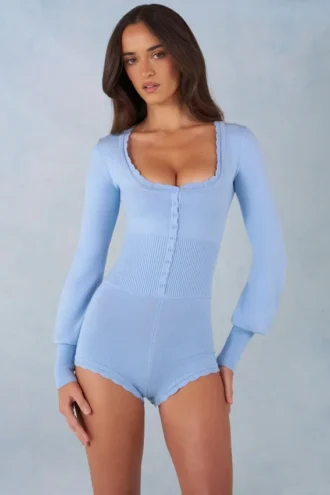 Combinaison-short à manches longues en maille Ismera, bleu pâle