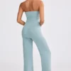 Combinaison évasée à bandeau en maille épaisse, couleur bleu sarcelle poudré Combinaison évasée à bandeau en maille épaisse, couleur bleu sarcelle poudré