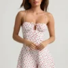 Combishort dos nu froncée Helaia à imprimé cerise Combishort dos nu froncée Helaia à imprimé cerise