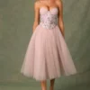 Corset sans bonnets à lacets Elia orné de dentelle, rose floral Corset sans bonnets à lacets Elia orné de dentelle, rose floral