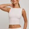 Crop top à col haut et dos nu Wren, blanc Crop top à col haut et dos nu Wren, blanc