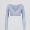 Crop top en jersey brossé à col en V, bleu clair Crop top en jersey brossé à col en V, bleu clair