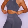 Crop top sans coutures à encolure haute, gris Crop top sans coutures à encolure haute, gris