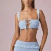 Crop top à volants et noué sur le devant Ottilie, bleu poudré