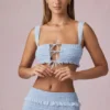 Crop top à volants et noué sur le devant Ottilie, bleu poudré