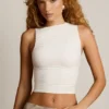 Débardeur asymétrique froncé Kirbie, couleur vanille Débardeur asymétrique froncé Kirbie, couleur vanille