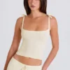 Débardeur en maille côtelée à nouer, couleur crème Débardeur en maille côtelée à nouer, couleur crème