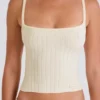 Débardeur en maille côtelée à nouer, couleur crème Débardeur en maille côtelée à nouer, couleur crème
