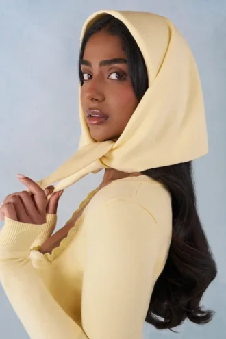 Foulard en maille Aviana jaune beurre Foulard en maille Aviana jaune beurre