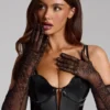 Gants en dentelle Poe, couleur noire Gants en dentelle Poe, couleur noire