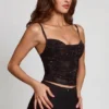 Haut à col bénitier et découpe transparente Armelia en noir Haut à col bénitier et découpe transparente Armelia en noir