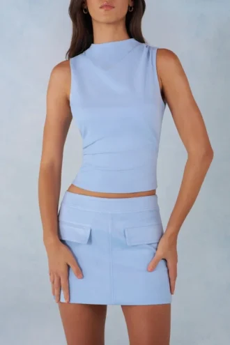 Haut à col roulé Aurelle en simili-suède bleu pâle