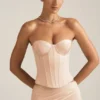 Haut corset à lacets Araminta en beige doré