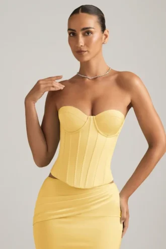 Haut corset à lacets Araminta en jaune pastel