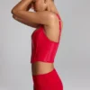 Haut corset à lacets en vinyle Lamiya, couleur rouge feu Haut corset à lacets en vinyle Lamiya, couleur rouge feu