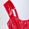 Haut corset à lacets en vinyle Lamiya, couleur rouge feu Haut corset à lacets en vinyle Lamiya, couleur rouge feu