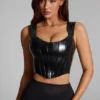 Haut corset à lacets en vinyle Lamiya, noir