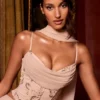Haut corset à lacets orné Junelle avec foulard doré Haut corset à lacets orné Junelle avec foulard doré