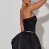Haut corset sans bretelles Amora avec découpe en forme de cœur et ornements, noir Haut corset sans bretelles Amora avec découpe en forme de cœur et ornements, noir
