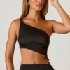 Haut court asymétrique froncé Brisa en noir Haut court asymétrique froncé Brisa en noir