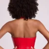 Haut court corset en vinyle à dos nu et lacets Ophelia, couleur rouge feu Haut court corset en vinyle à dos nu et lacets Ophelia, couleur rouge feu
