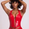 Haut court corset en vinyle à dos nu et lacets Ophelia, couleur rouge feu Haut court corset en vinyle à dos nu et lacets Ophelia, couleur rouge feu