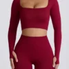 Haut court à manches longues sans coutures Super Sculpt, couleur bordeaux Haut court à manches longues sans coutures Super Sculpt, couleur bordeaux