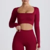 Haut court à manches longues sans coutures Super Sculpt, couleur bordeaux Haut court à manches longues sans coutures Super Sculpt, couleur bordeaux