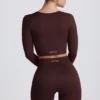 Haut court à manches longues sans coutures Super Sculpt, couleur chocolat Haut court à manches longues sans coutures Super Sculpt, couleur chocolat