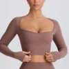 Haut court Soft Active à encolure en cœur, couleur moka Haut court Soft Active à encolure en cœur, couleur moka