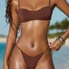 Bas de bikini string à cordon Polynesia, couleur marron chocolat Bas de bikini string à cordon Polynesia, couleur marron chocolat