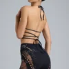 Haut de bikini à bretelles croisées ornées Liberty, noir
