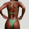 Haut de bikini à bretelles et encolure dégagée en seersucker vert écume Haut de bikini à bretelles et encolure dégagée en seersucker vert écume