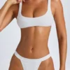 Haut de bikini à encolure dégagée Malibu en blanc Haut de bikini à encolure dégagée Malibu en blanc
